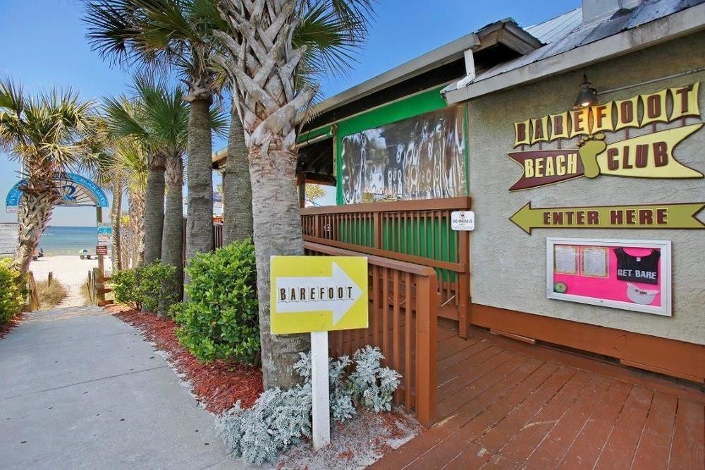 Ramada By Wyndham Panama City Beach / Beachfront Exterior photo
